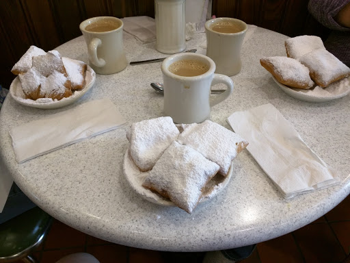 Coffee Shop «Cafe Du Monde», reviews and photos, 1814 North Causeway Approach #1, Mandeville, LA 70448, USA