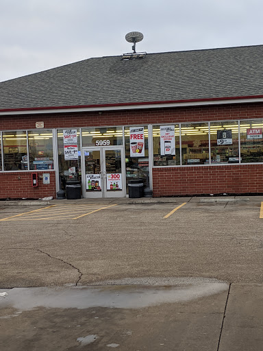 Speedway, 5959 75th St, Kenosha, WI 53142, USA, 