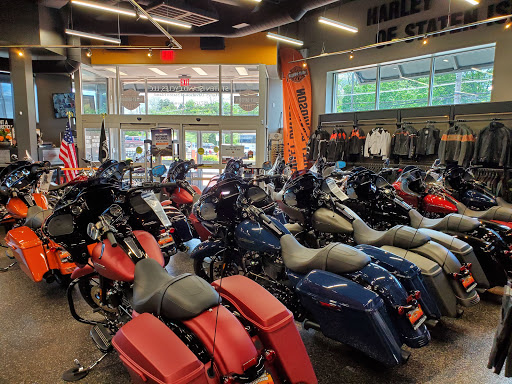 Harley-Davidson Dealer «Harley-Davidson of Staten Island», reviews and photos, 442 Bay St, Staten Island, NY 10304, USA