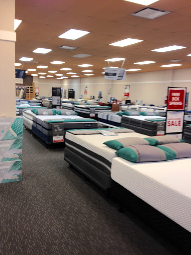 Mattress Firm Mcdonald Avenue image 2