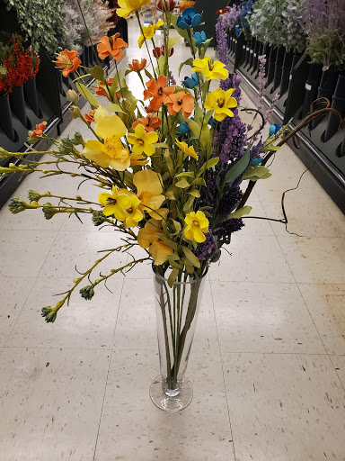 Craft Store «Hobby Lobby», reviews and photos, 995 N Bridge St, Chillicothe, OH 45601, USA