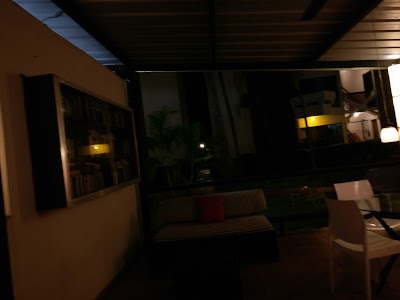 Photos of Rick's Caf&egrave;