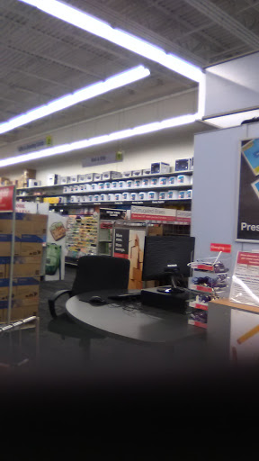 Office Supply Store «Staples», reviews and photos, 541B Lincoln St, Worcester, MA 01604, USA