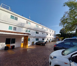 Hotel Las Dalias Inn photo