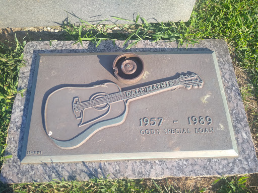 Funeral Home «Hendersonville Memory Gardens & Funeral Home», reviews and photos, 353 E Main St, Hendersonville, TN 37075, USA