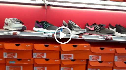 Shoe Store «Famous Footwear», reviews and photos, 2800 Campus Pkwy, Riverside, CA 92507, USA