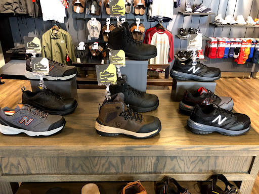 Shoe Store «New Balance», reviews and photos, 501 Evergreen Way #525, South Windsor, CT 06074, USA