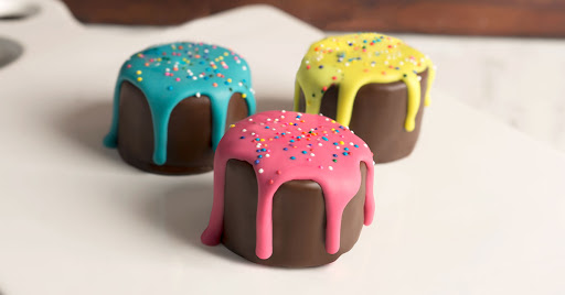 Gift Shop «Edible Arrangements - The Shoppes at Buford», reviews and photos, 3200 Woodward Crossing Blvd b104, Buford, GA 30519, USA