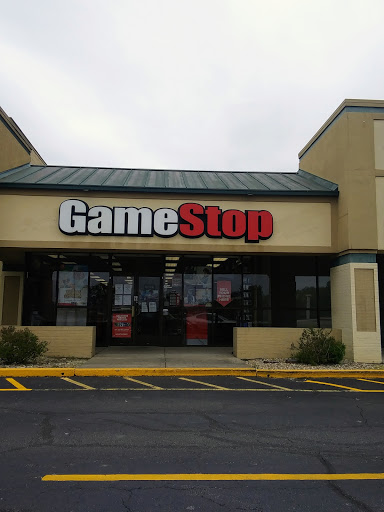 GameStop, 904 Green Blvd, Aurora, IN 47001, USA, 