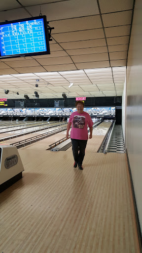 Bowling Alley «Lincoln Lanes Bowling Center», reviews and photos, 2071 Lincoln Way E, Chambersburg, PA 17202, USA