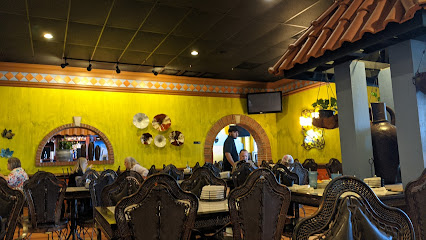 La Cazona Mexican Restaurant - 231 Northgate Dr #280, McMinnville, TN 37110