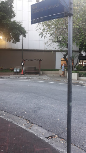 Ponto de Táxi Shopping west Plaza - Táxi