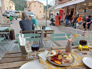Photo n°63 de Épicerie Castellani à Piana ()