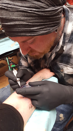 Tattoo Shop «Old Media Tattoo», reviews and photos, 920 N Providence Rd, Media, PA 19063, USA