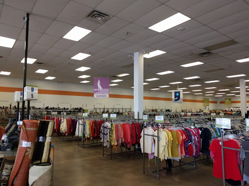 Thrift Store «Pavilions Goodwill Retail Store, Donation Center, and Career Center», reviews and photos, 8959 E Indian Bend Rd, Scottsdale, AZ 85250, USA