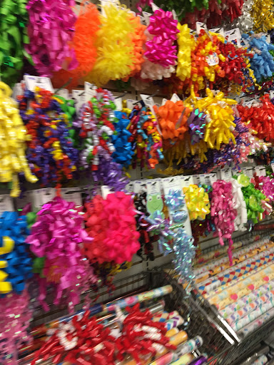 Dollar Store «Dollar Tree», reviews and photos, 900 San Fernando Rd, San Fernando, CA 91340, USA