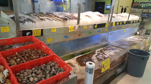 Asian Grocery Store «Viet Hoa Food Market», reviews and photos, 40 N Cleveland St, Memphis, TN 38104, USA