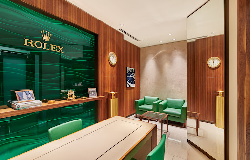 Watch Store «Patek Philippe & Rolex Boutiques by Razny Jewelers», reviews and photos, 109 E Oak St, Chicago, IL 60611, USA