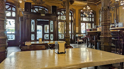 Café Iruña - Pl. del Castillo, 44, 31001 Pamplona, Navarra, Spain