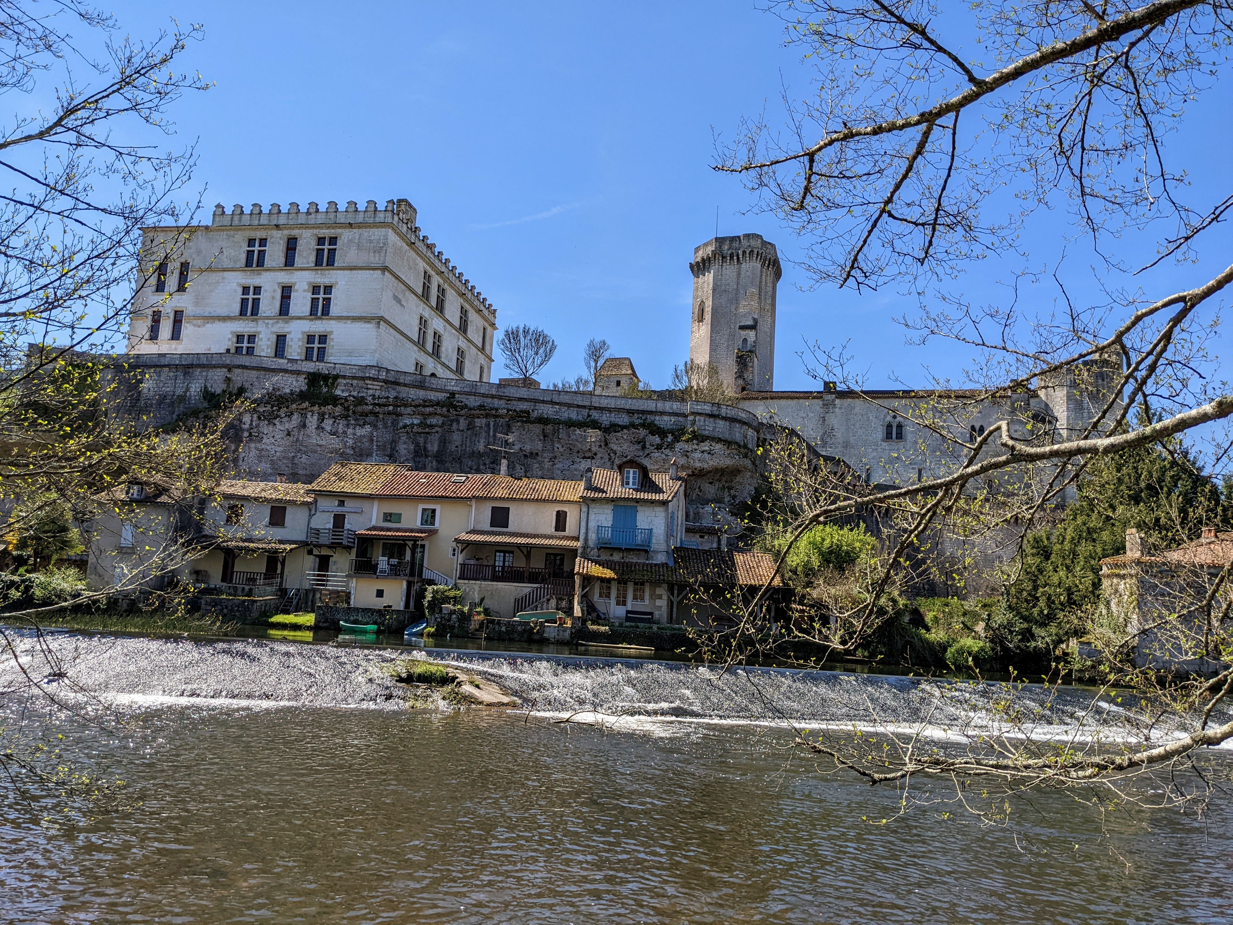 Photo n° 21 de l'avis de Claude.i fait le 24/04/2022 à 16:07