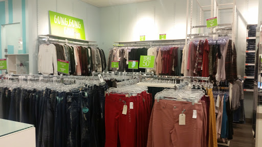 Shopping Mall «Taubman Prestige Outlets», reviews and photos, 17057 N Outer 40 Rd, Chesterfield, MO 63005, USA