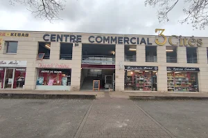 Centre commercial des Trois cités image