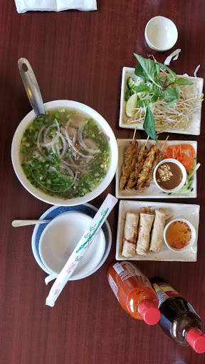 Thang Long Thai. & Vietnamese Restaurant