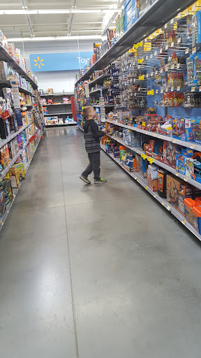 Department Store «Walmart Supercenter», reviews and photos, 1960 Twin Lakes Pkwy, Roseville, MN 55113, USA