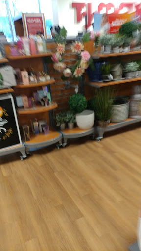 Department Store «T.J. Maxx», reviews and photos, 20 Chapel View Blvd, Cranston, RI 02920, USA