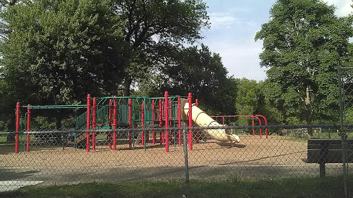 Park «Meadowbrook Local Park», reviews and photos, 7901 Meadowbrook Ln, Chevy Chase, MD 20815, USA