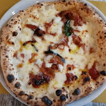 Photo n°2 de l'avis de cavallinorampante76. fait le 30/07/2021 à 20:53 sur le  Bottega Flegrea à Rivoli