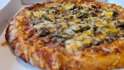 Pizza l'authentique distributeur automatique 24/7 à Saint-Michel