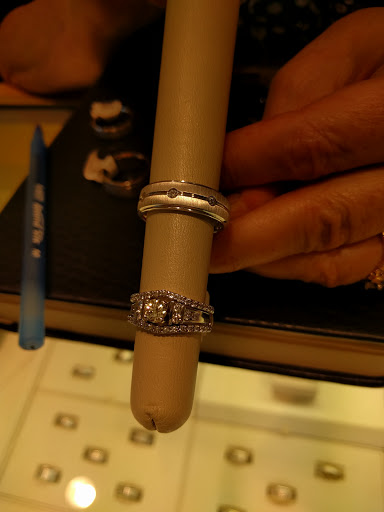 Jewelry Store «Jared The Galleria of Jewelry», reviews and photos, 19200 NW Cornell Rd, Hillsboro, OR 97124, USA