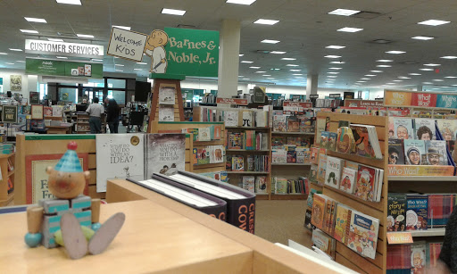 Barnes & Noble image