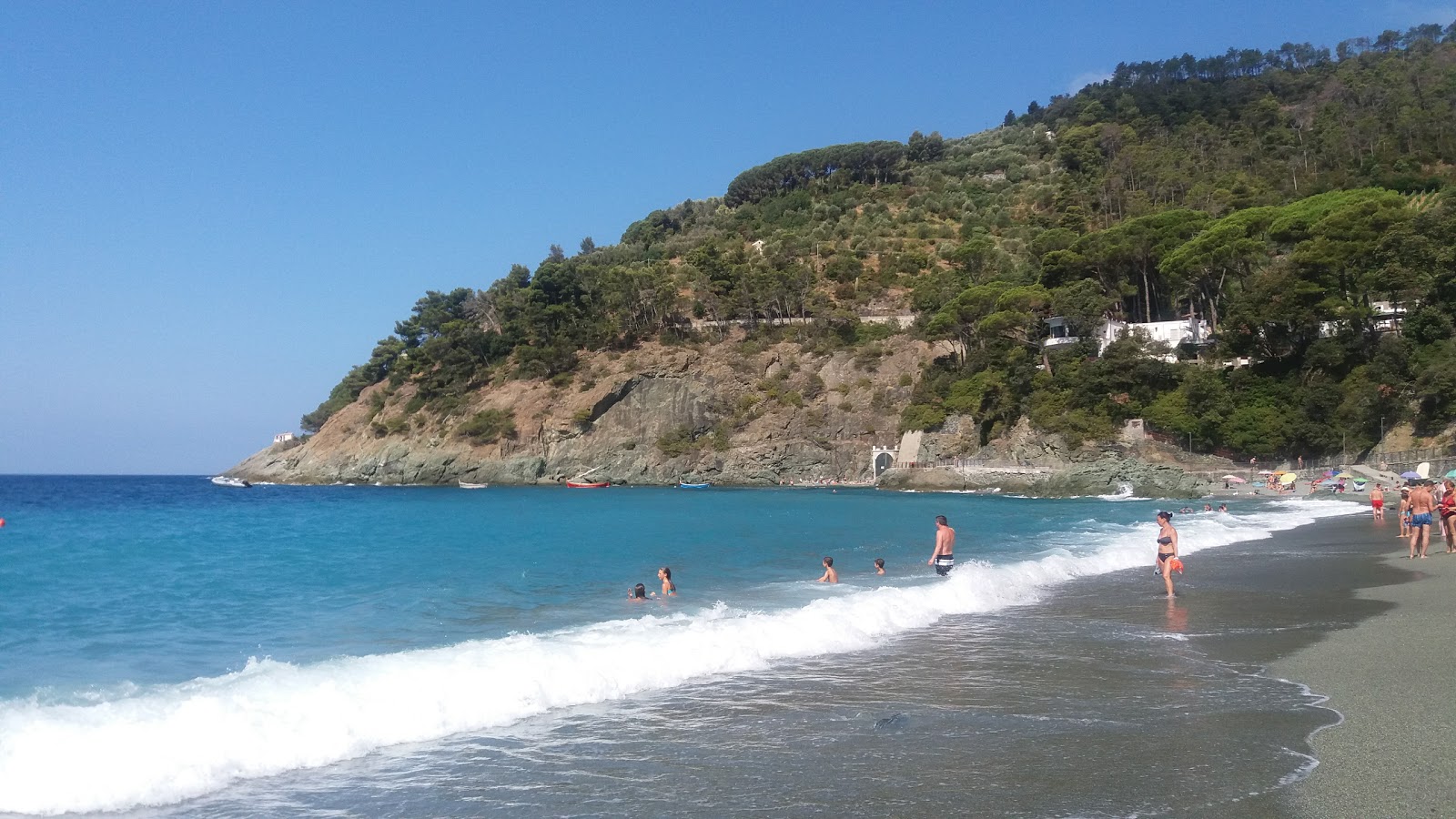 Φωτογραφία του Παραλία Μπονασόλα - δημοφιλές μέρος μεταξύ λάτρεις της χαλάρωσης