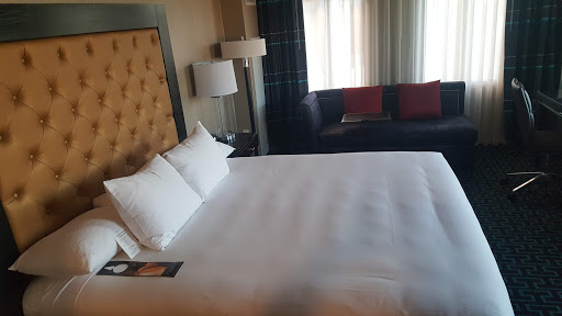 Hotel «Juniper Hotel Cupertino, Curio Collection by Hilton», reviews and photos, 10050 S De Anza Blvd, Cupertino, CA 95014, USA