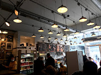 Atmosphère du Restauration rapide BAGELSTEIN • Bagels & Coffee shop à Honfleur - n°6