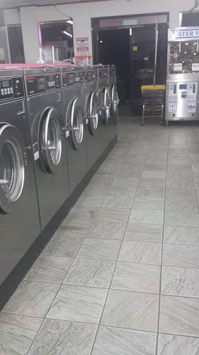 Laundromat «Coin Laundry», reviews and photos, 11820 Centralia St, Lakewood, CA 90715, USA