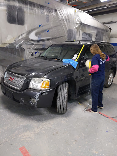 Auto Body Shop «Flatline Collision Ltd», reviews and photos, 11470 Hawke Rd # 19, Columbia Station, OH 44028, USA