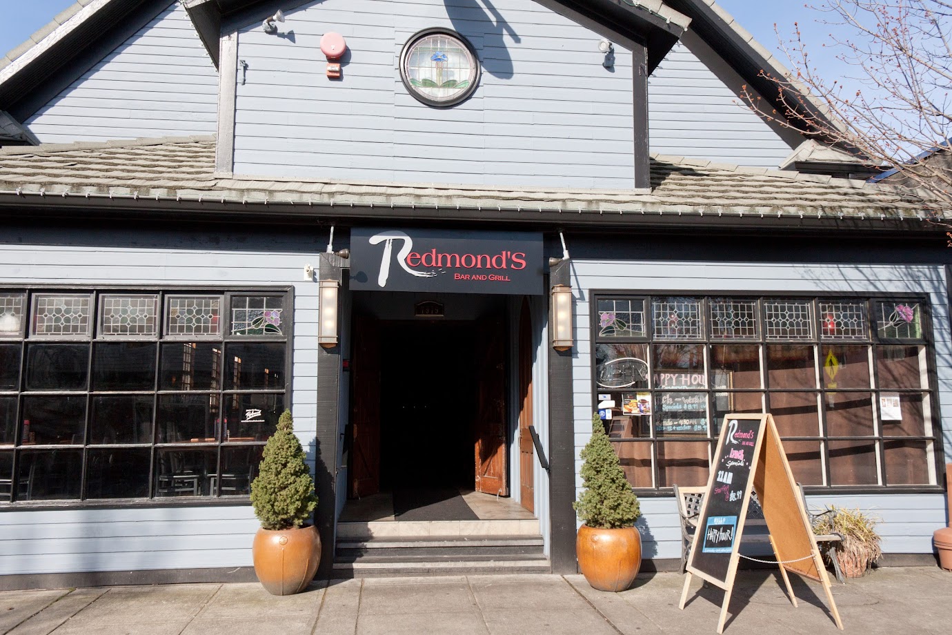 Redmond's Bar & Grill