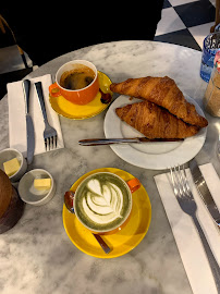 Croissant du Restaurant servant le petit-déjeuner The Hardware Société à Paris - n°15