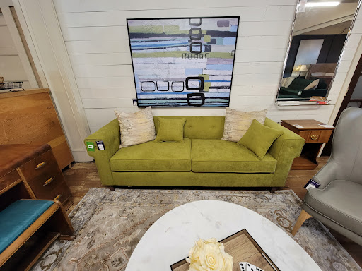 Furniture Store «What’s New? Furniture», reviews and photos, 439 SE Grand Ave, Portland, OR 97214, USA