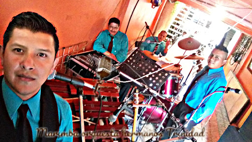 Marimba Orquesta Hermanos Trinidad