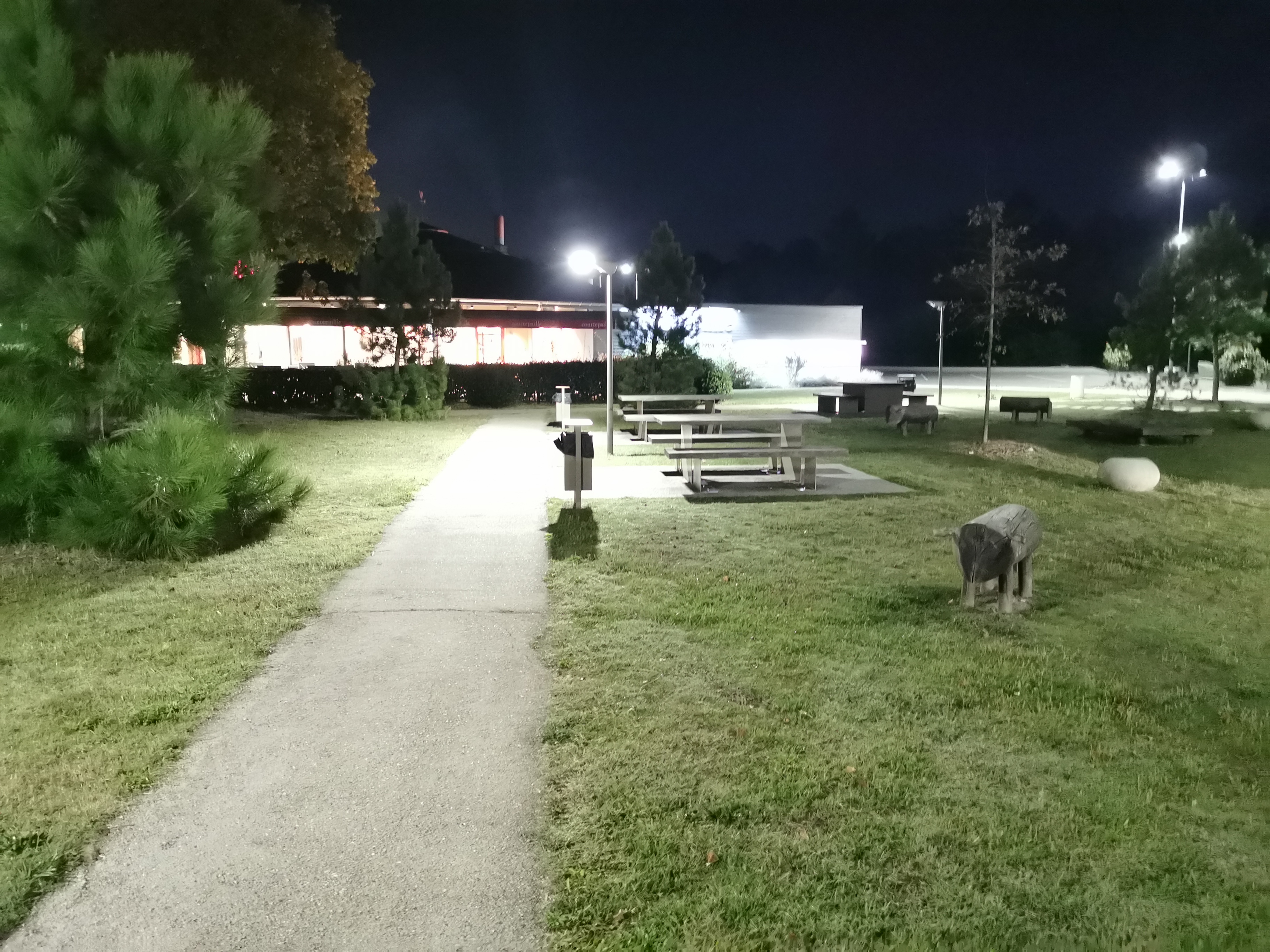 Photo n° 12 de l'avis de m. fait le 24/10/2021 à 20:11