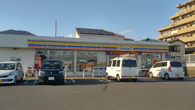 ミニストップ 大和代官２丁目店