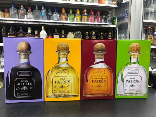 Liquor Store «Virginia Curve Liquor Store», reviews and photos, 856 Virginia Ave, Atlanta, GA 30354, USA