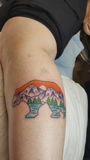 Tattoo Shop «Speakeasy Tattoo Company», reviews and photos, 728 W King St, Boone, NC 28607, USA