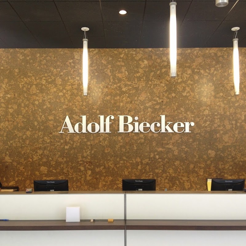 Adolf Biecker Spa / Salon