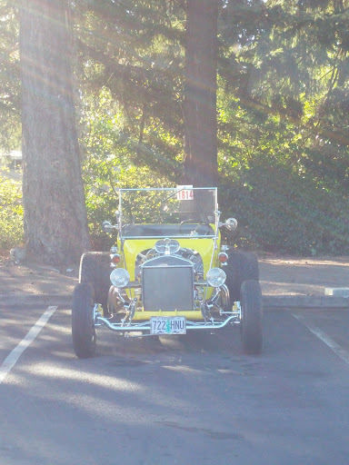 Auto Repair Shop «Accurate Auto of Lake Oswego», reviews and photos, 7025 SW McEwan Rd, Lake Oswego, OR 97035, USA