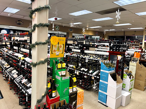 Liquor Store «One Stop Spirit Shop», reviews and photos, 339 New London Turnpike, Glastonbury, CT 06033, USA